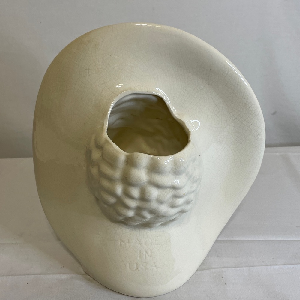 VINTAGE ROYAL HARGER Art Deco Woman with Broad Brimmed Hat Vase - Picture 3 of 12